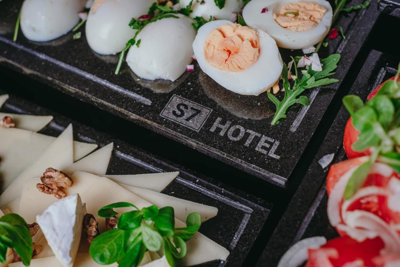 S7 Hotel 키엘체 외부 사진